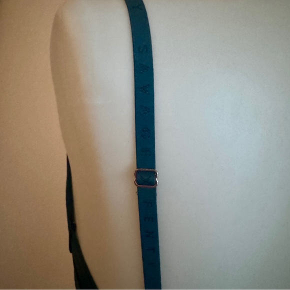 Savage x Fenty Core Microfiber Tee Shirt Bra In Blue / Teal color size 32A - Picture 4 of 14